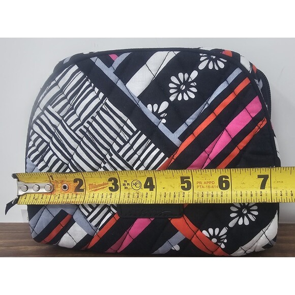 Vera Bradley Medium Zip Cosmetic Case Northern Stripes Multicolor  7"x6" NWT - Picture 15 of 16